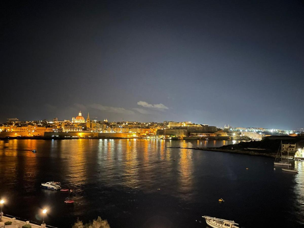 Sliema Seaview Apartment- Valletta Views - Apt 8, 49 Tigne Point Mansions 外观 照片