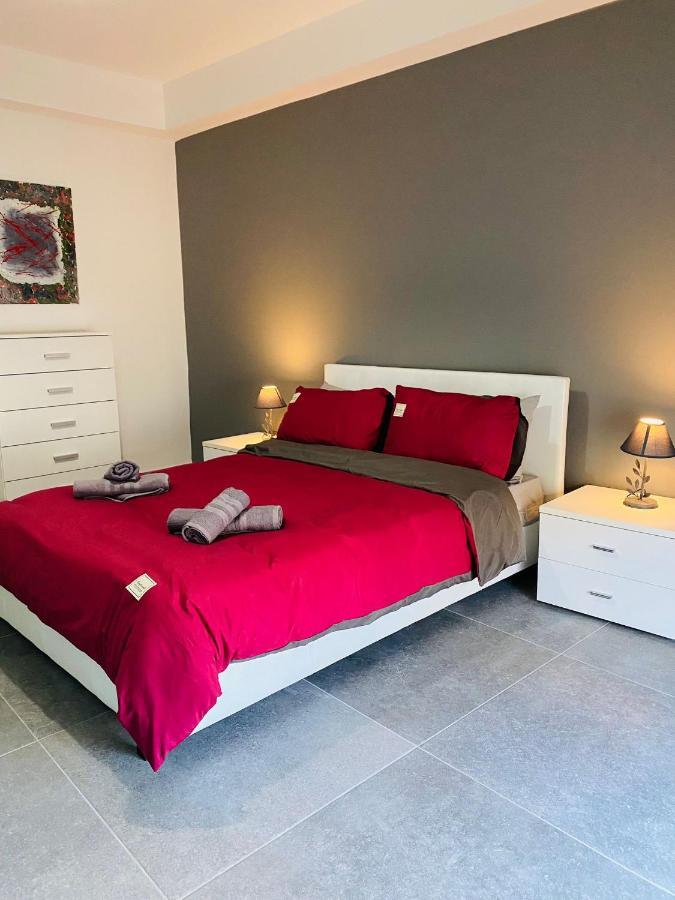 Sliema Seaview Apartment- Valletta Views - Apt 8, 49 Tigne Point Mansions 外观 照片