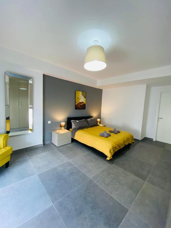 Sliema Seaview Apartment- Valletta Views - Apt 8, 49 Tigne Point Mansions 外观 照片